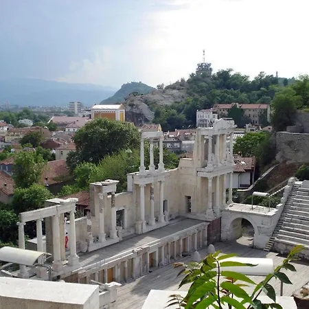 شقة апартамент в подножието на стария град *