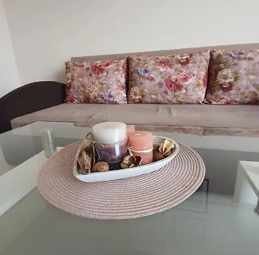 Διαμέρισμα апартамент в подножието на стария град